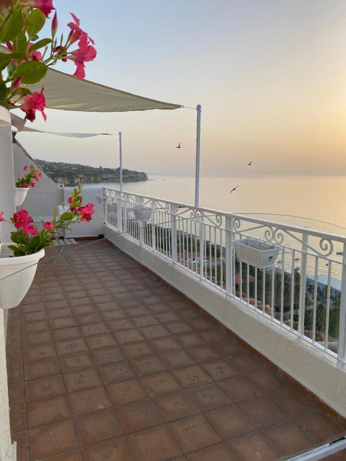 Bluemind Hotel Tropea Exterior photo